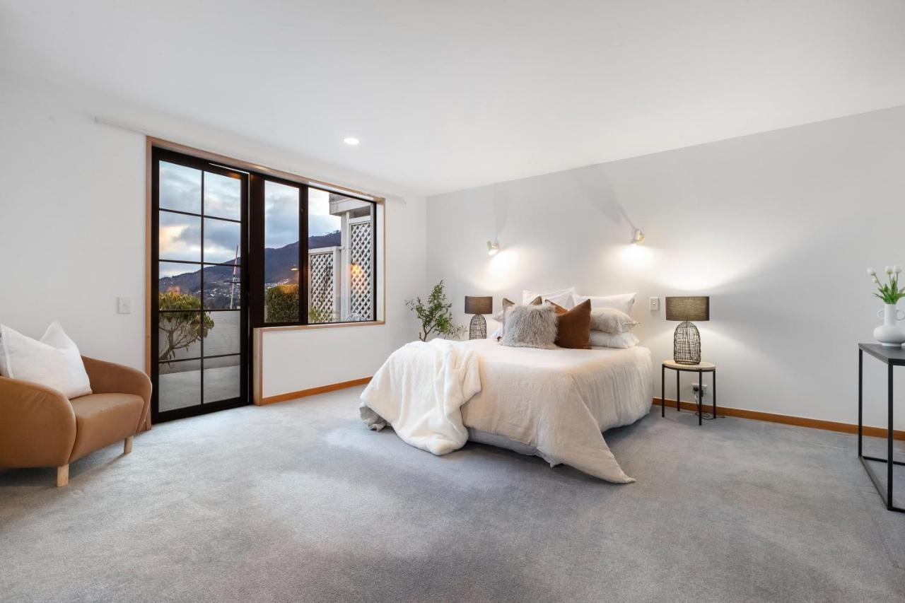 Villa Panoramic Views - 10 Minutes Walk To Town Distretto di Distretto di Queenstown Esterno foto
